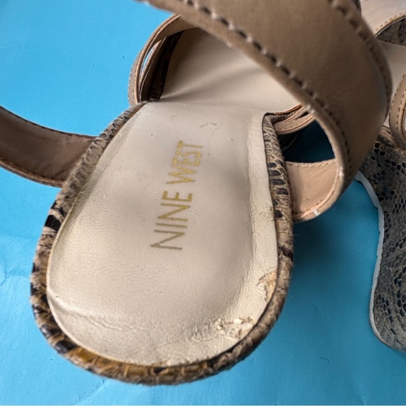 Nine West Tan Leather Snakeskin Wedge Sandals Size 7.5 - Picture 8 of 13